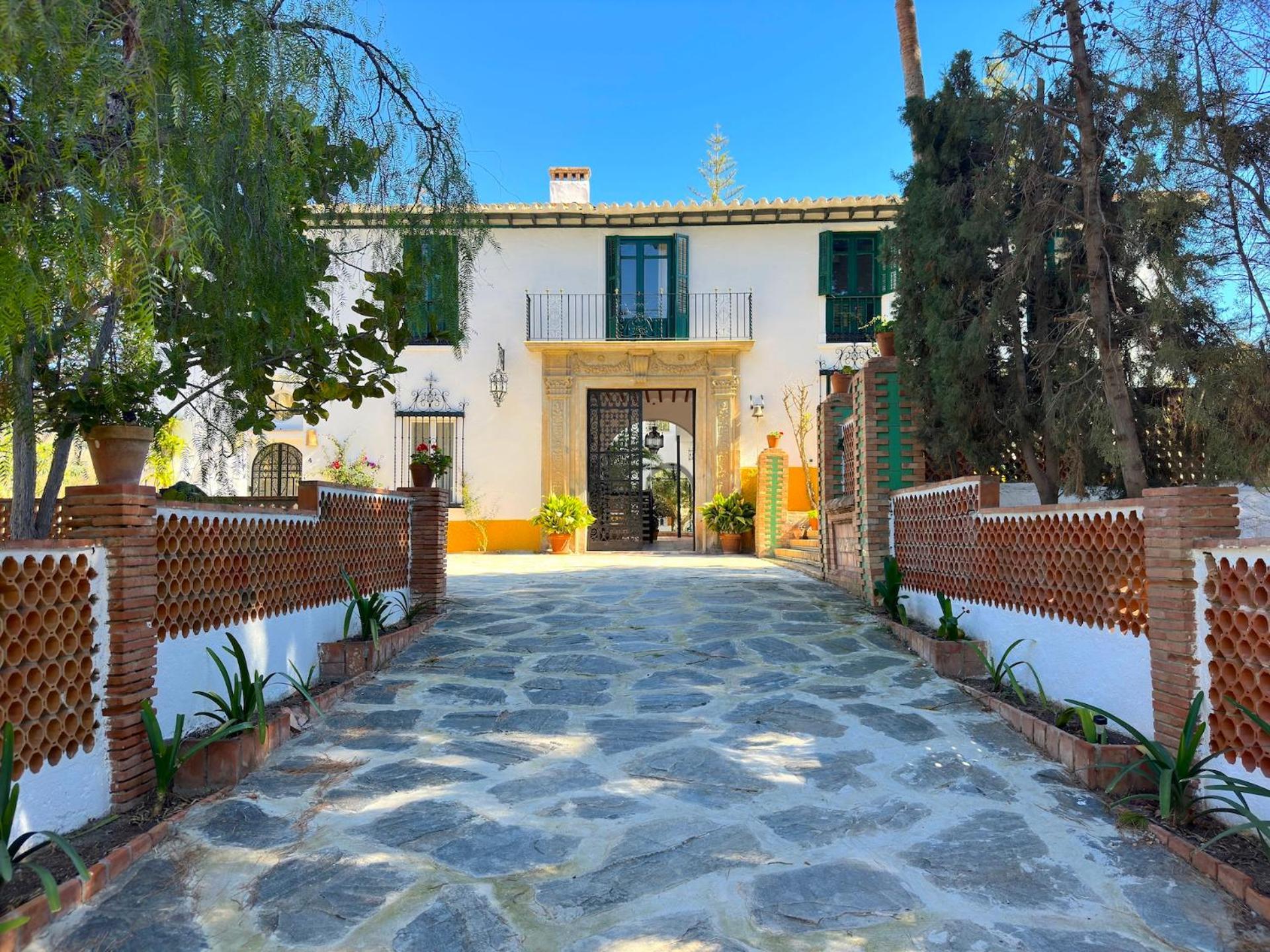 Villa Clavero Nine Premium Apt Малага Екстериор снимка